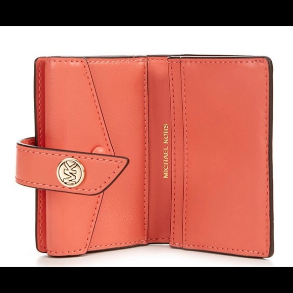 Michael Kors MK Charm Small Tab Pebble Leather - Picture 3 of 3